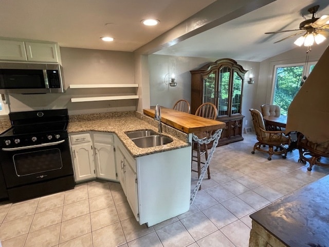 Building Photo - Nana's House