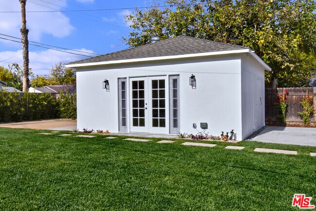 Building Photo - 6167 Costello Ave