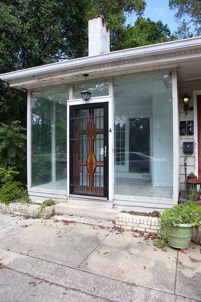 Building Photo - 1806 Walker Ave