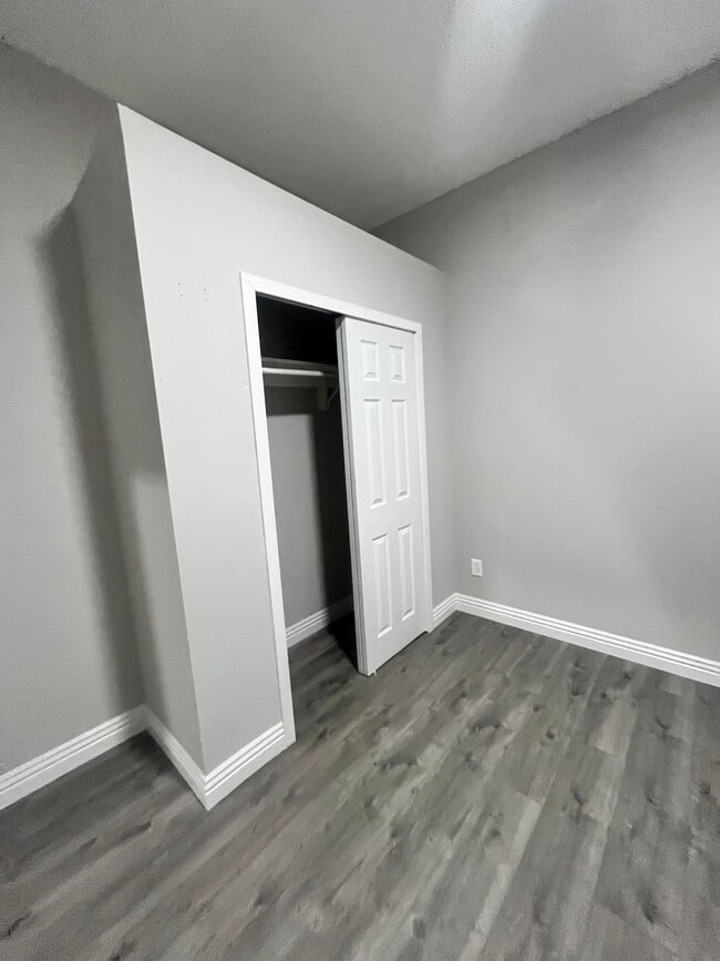 Building Photo - 820 K St