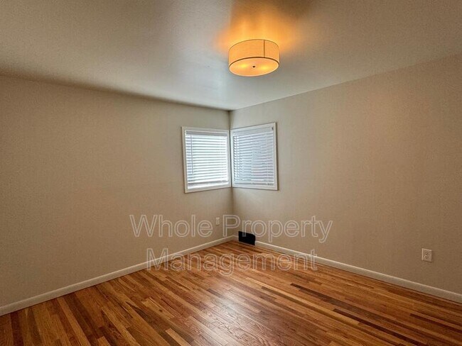 Building Photo - 5008 Alcott St