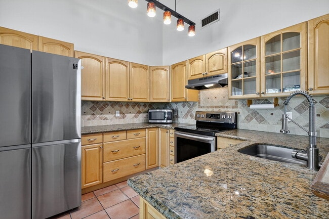 Building Photo - 5431 Courtney Cir