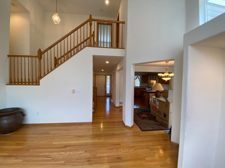 Building Photo - 4794 S Cathay Ct