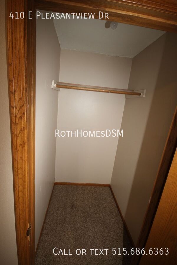 Building Photo - 410 E Pleasant Vw Dr