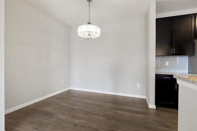 Building Photo - Spacious 3 bedroom in gated community