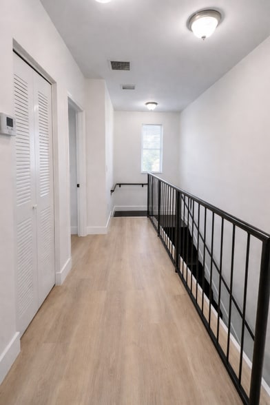 Building Photo - 720 NW 61st St