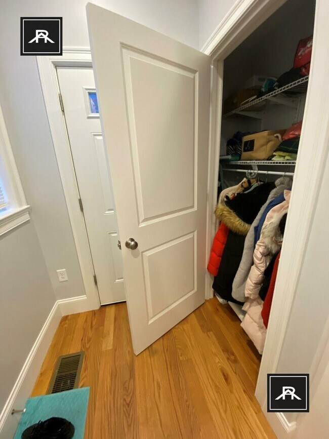 Building Photo - 2 bedroom in Allston MA 02134