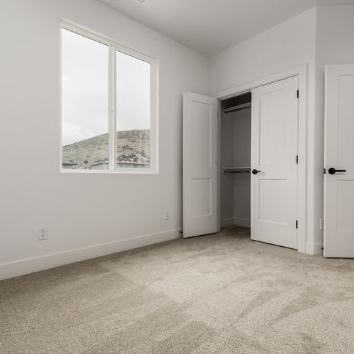 Building Photo - 2026 W 380 N