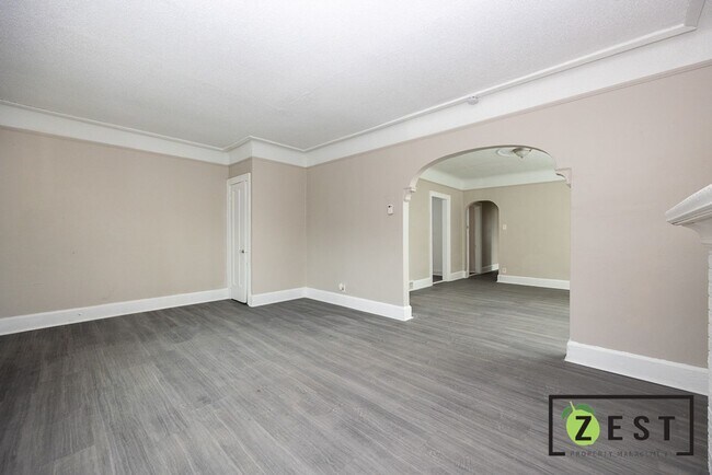 Building Photo - 12120 Stoepel St