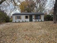 Building Photo - 8605 Ruskin Way