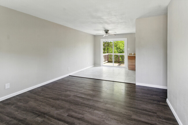 Building Photo - 217 Kronos Dr