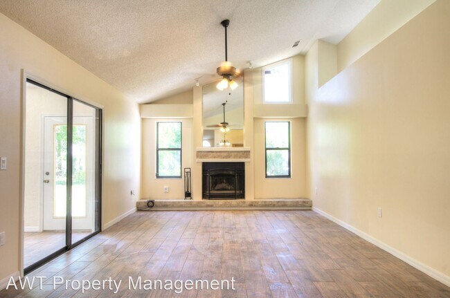 Building Photo - 3 br, 2 bath House - 179 Frontier Drive