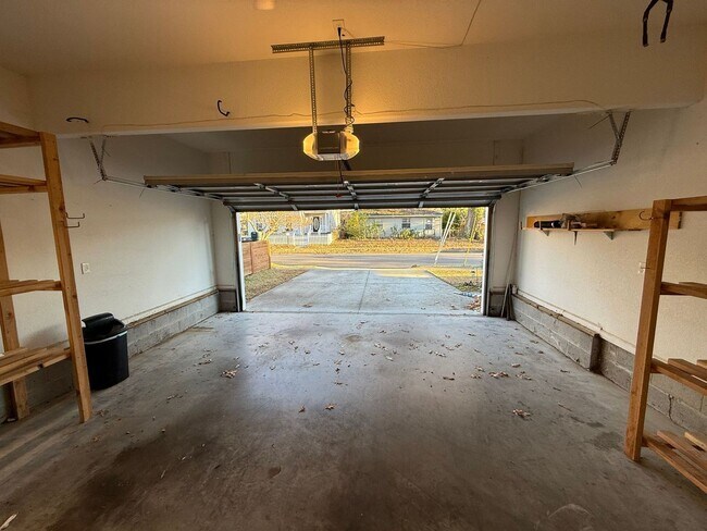 Building Photo - Modern 4BR Norfolk Home with Open Layout "ASK ABOUT OUR ZERO DEPOSIT"