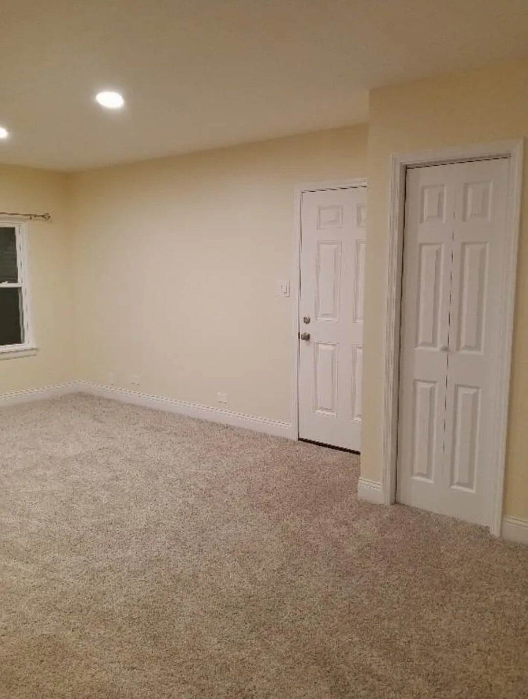 Building Photo - 484 Western Ave