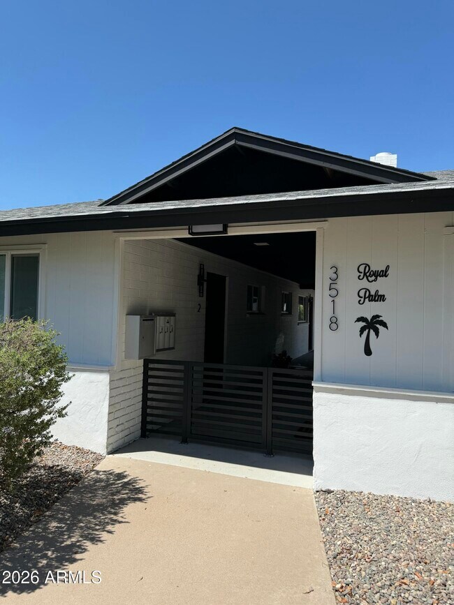 Building Photo - 3518 E Montecito Ave