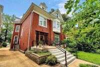Building Photo - 4414 W Pine Blvd