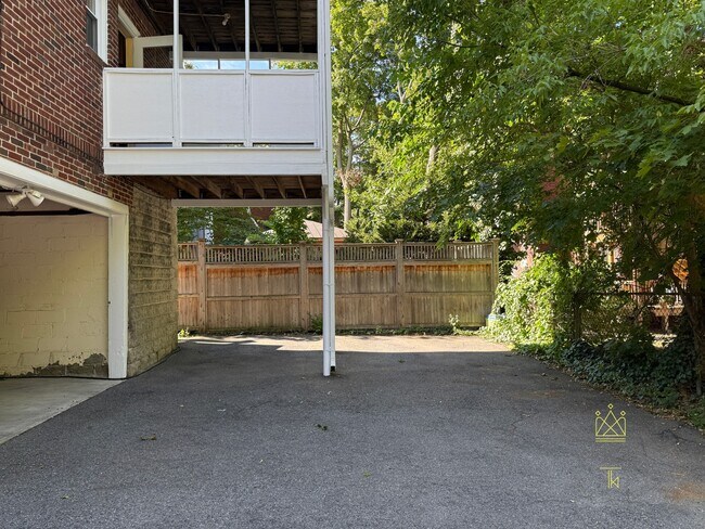 Building Photo - 15 Atherton Rd
