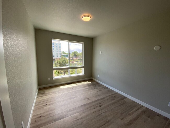 Building Photo - Welcome To Your New Home At Overlook Station