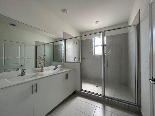 Building Photo - 24030 SW 119th Pl