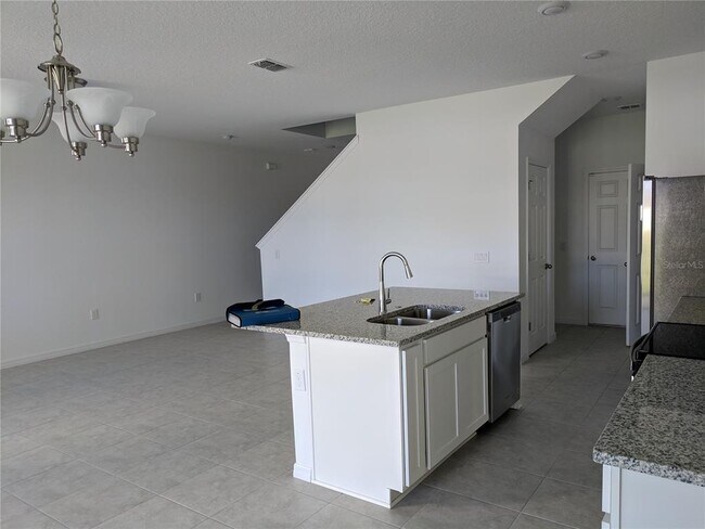Building Photo - 15355 Willow Arbor Cir
