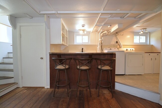 Building Photo - 30 Aldrich Rd