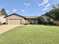 Building Photo - 4012 Oldwyck Dr