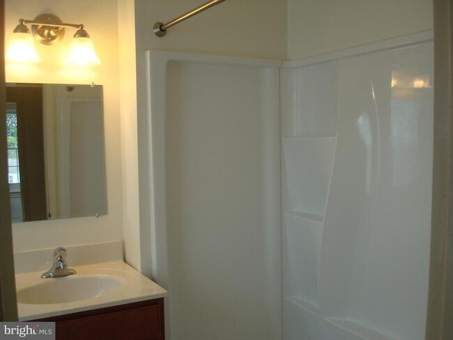 Building Photo - 514 Spring Grove Ln