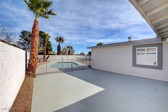 Building Photo - 4316 Ridgeville St