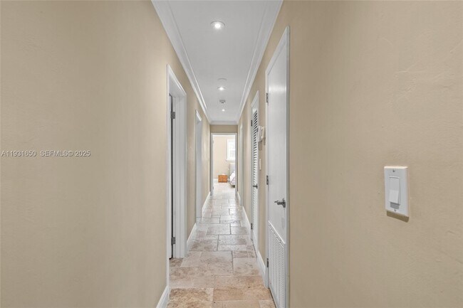 Building Photo - 7360 SW 115th St