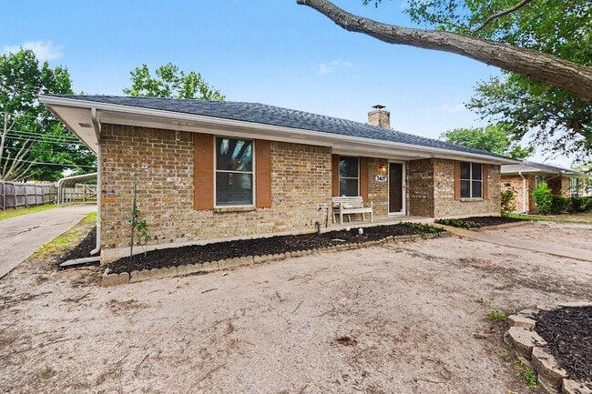Building Photo - 3407 Tipps Dr