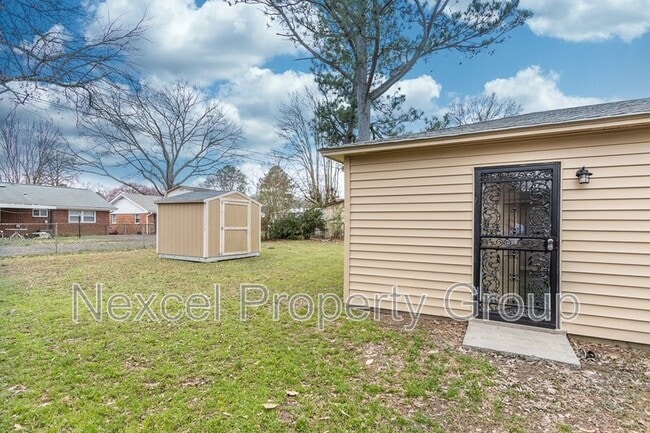 Building Photo - 4517 Gailwood Ave