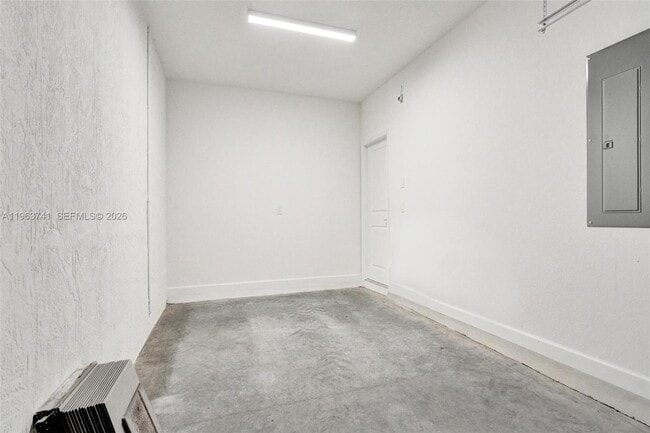 Building Photo - 11920 NW 47th Manor