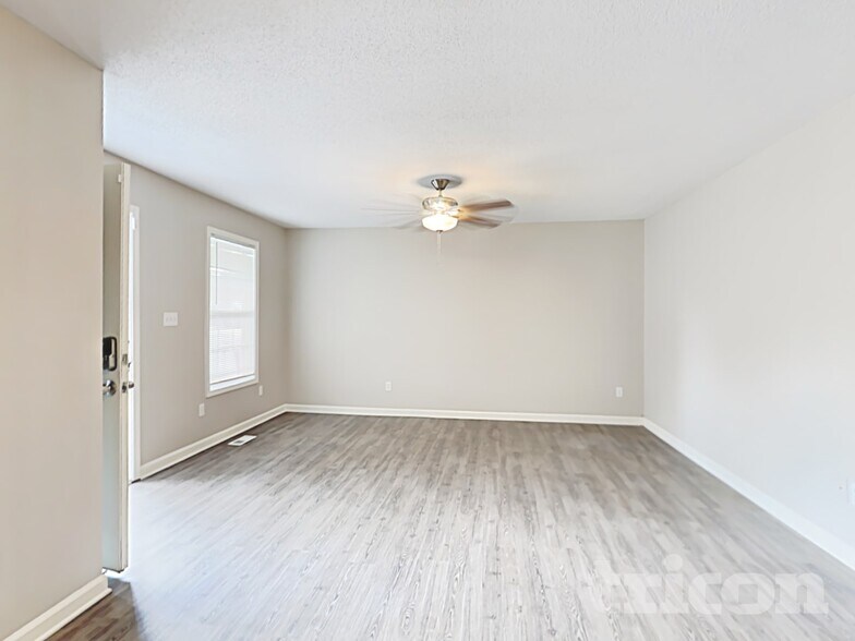 Building Photo - 1031 Castle Rock Ct