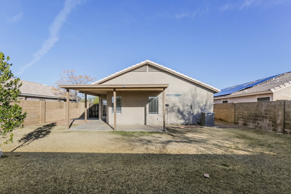 Building Photo - 13177 W Desert Ln