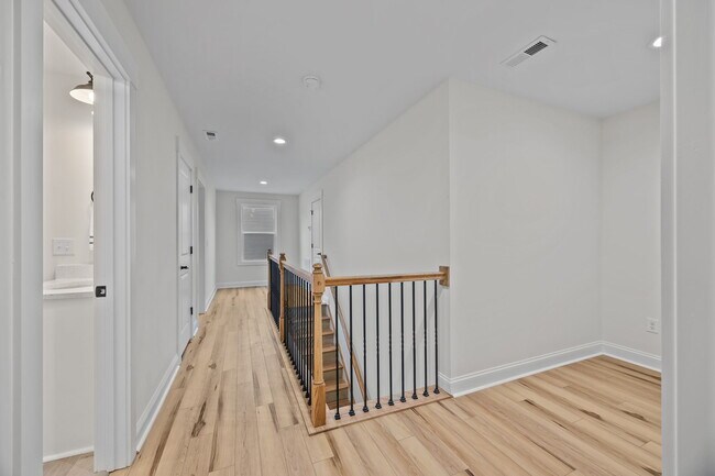 Building Photo - 1030 Gibson Rd