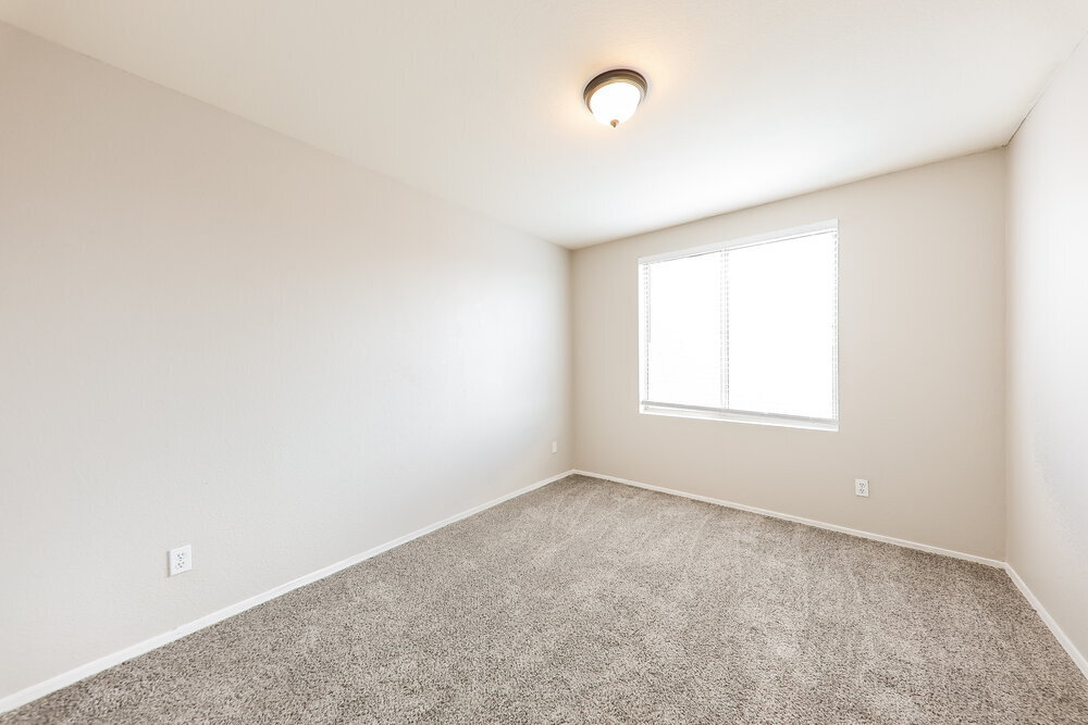 Building Photo - 14711 W Ely Dr