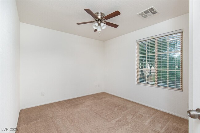 Building Photo - 888 Royal Amethyst Way