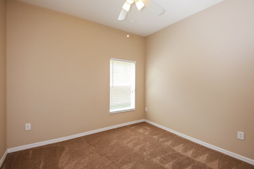Building Photo - 10337 Celtic Ash Dr