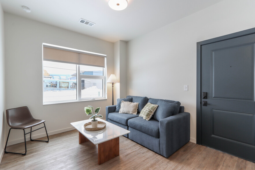 Building Photo - Evergreen Landing Apartments on 8th