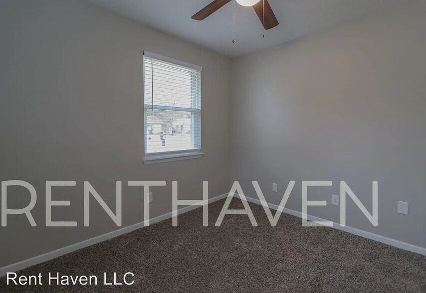 Building Photo - 2505 Dublin Dr