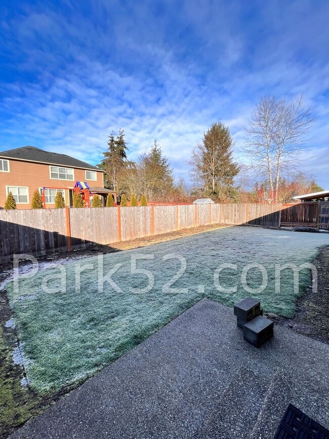 Building Photo - 3-Bedroom Duplex Home - Gated Community - South Hill