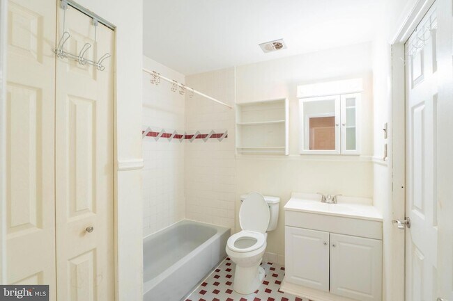Building Photo - 3338 Carroll Ct