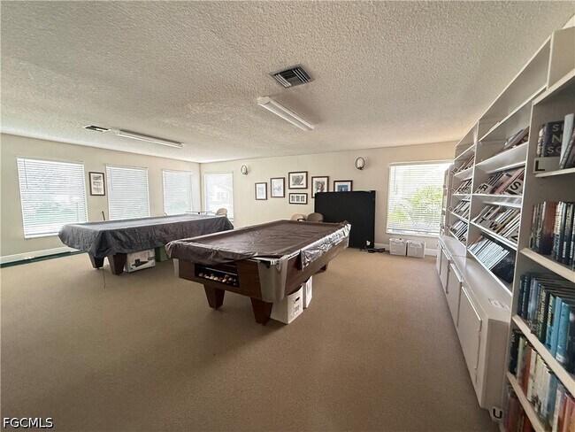 Building Photo - 1087 Forest Lakes Dr