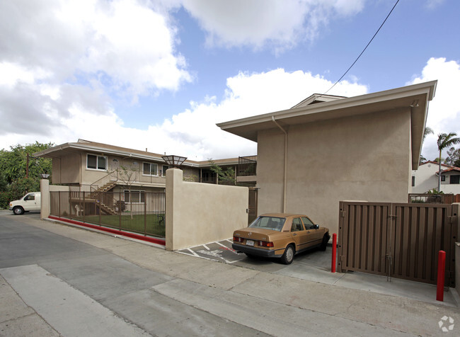 Building Photo - The Cove Apartments