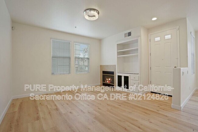 Building Photo - 8292 Crystal Walk Cir