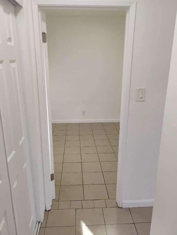 Building Photo - 14129 Vanowen St