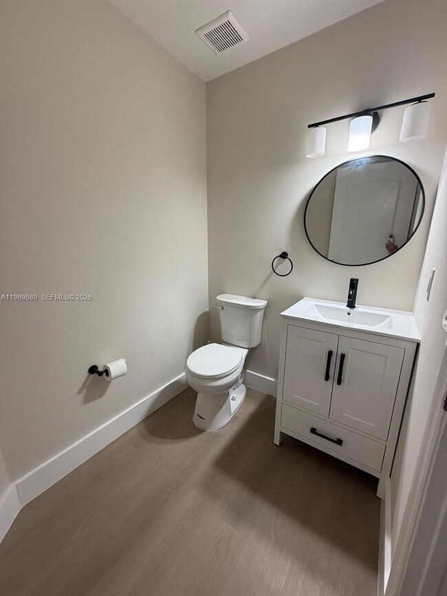 Building Photo - 16432 SW 47th Terrace