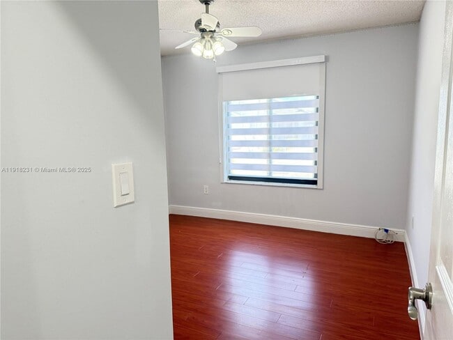 Building Photo - 2146 SW 103rd Pl