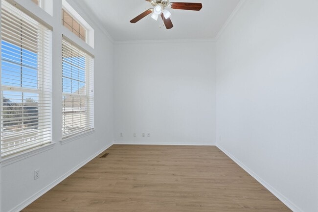 Building Photo - 4 bed 2 bath Ranch in Metzler Ranch Castle Rock!