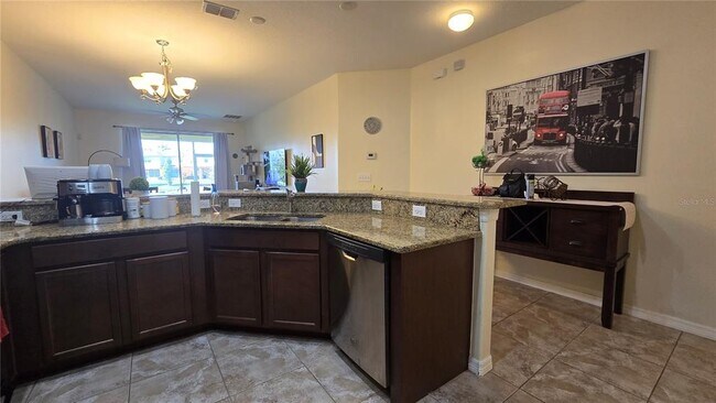 Building Photo - 4085 Shadetree Ln